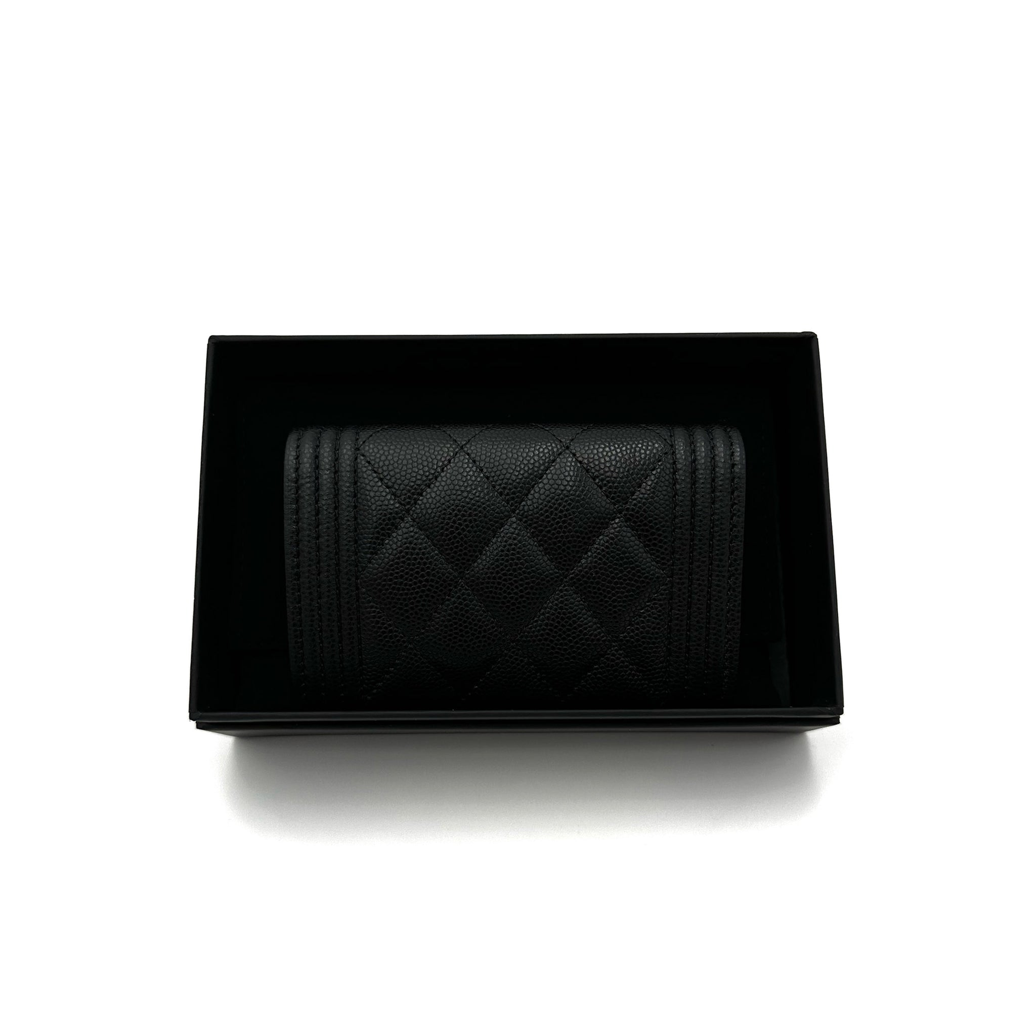 Chanel Boy Flap Card Holder (Black) - Brand New – Reverie