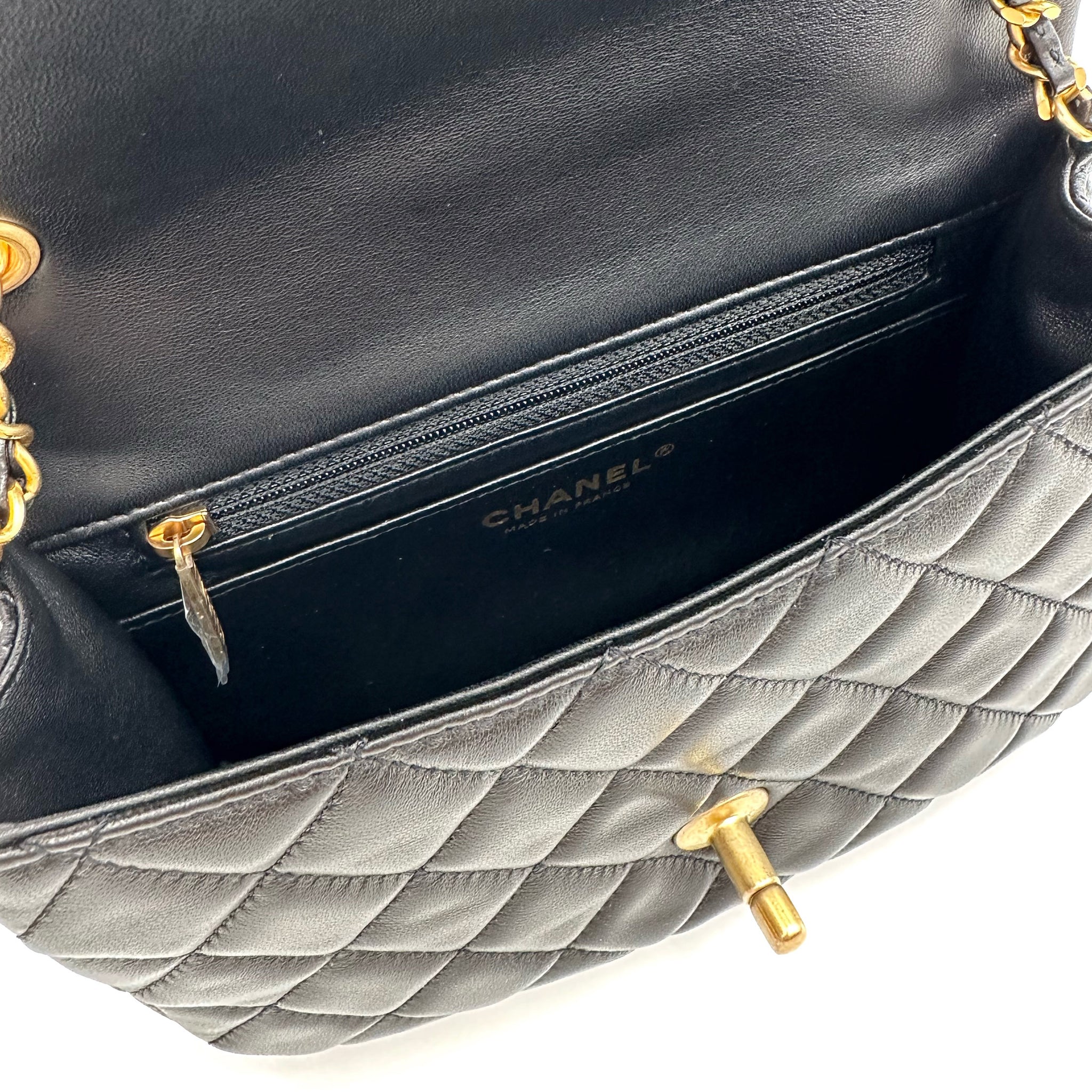 【ヴィンテージ】Rank:S☆Chanel Black Coco Small Series26 Bag Chanel Small Coco Shopping Bag Black Calfskin Antique Gold